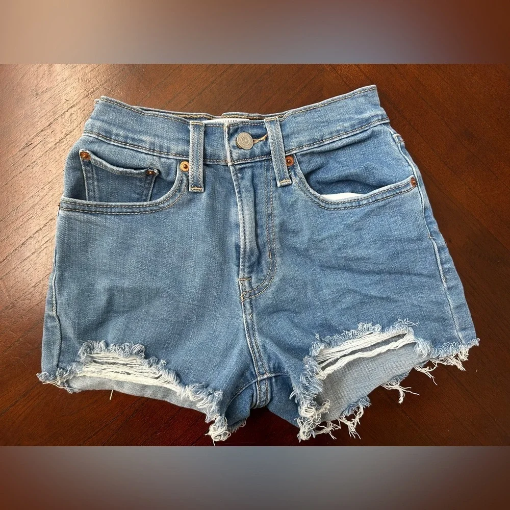 Levi's Blue Jean Shorts Distressed High-Waisted size 24 - Picture 1 of 4